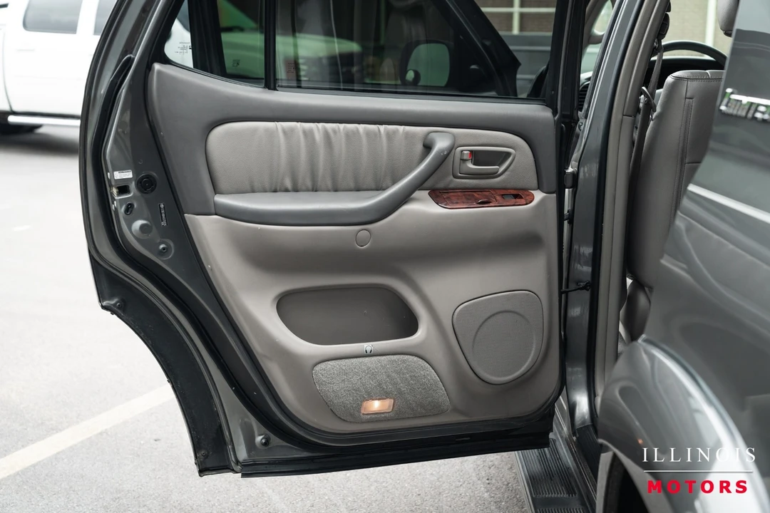 2006 Toyota Sequoia 1st Gen - Image 19 of 21