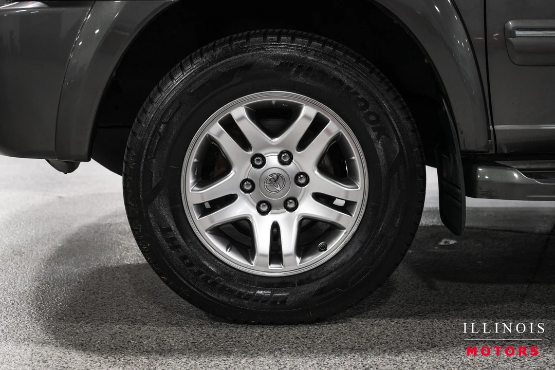 2006 Toyota Sequoia 1st Gen - Image 9 of 21