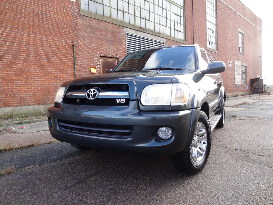 2006 Toyota Sequoia 1st Gen - Image 9 of 31
