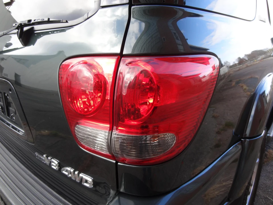 2006 Toyota Sequoia 1st Gen - Image 31 of 31
