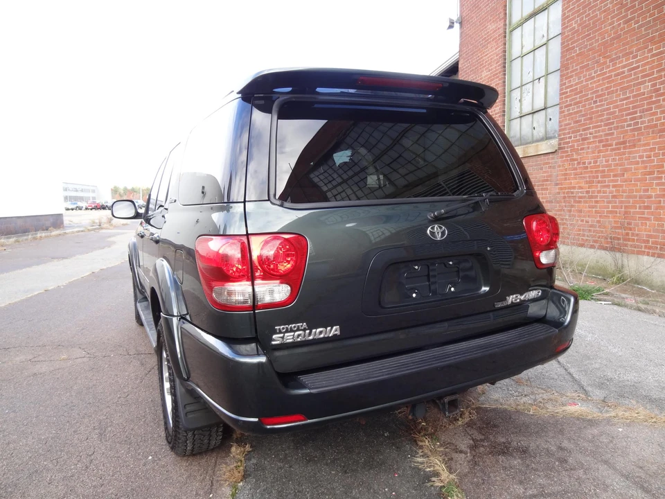 2006 Toyota Sequoia 1st Gen - Image 12 of 31
