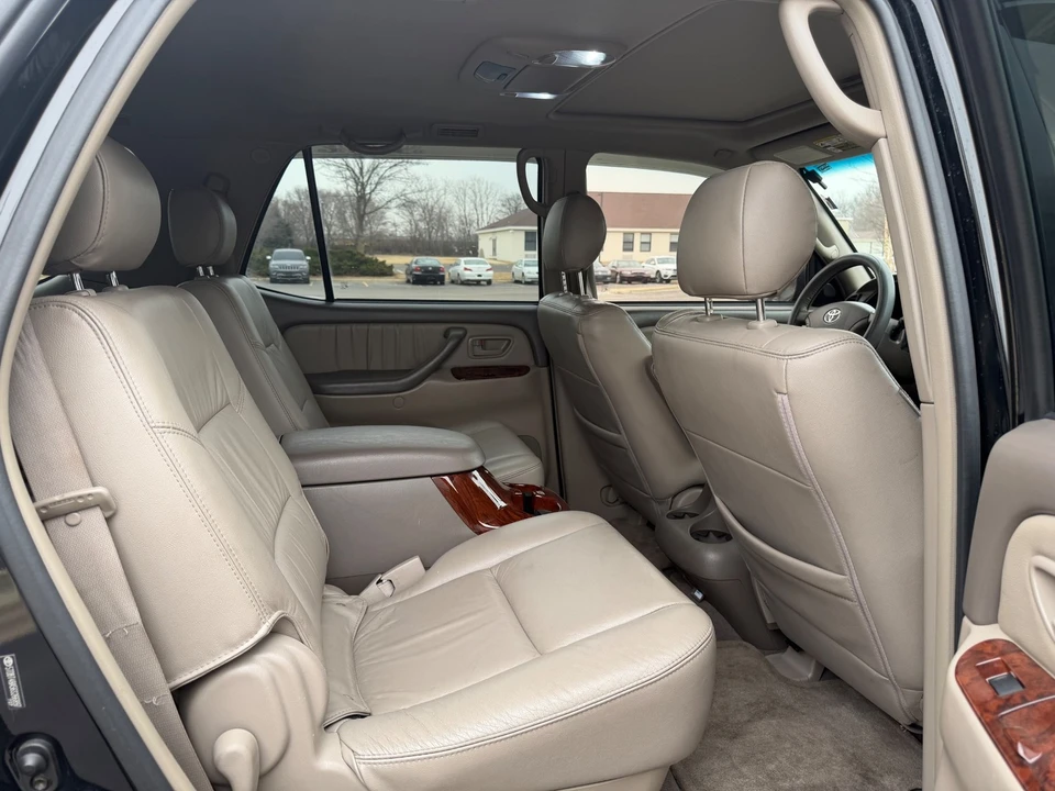 2006 Toyota Sequoia 1st Gen - Image 11 of 12