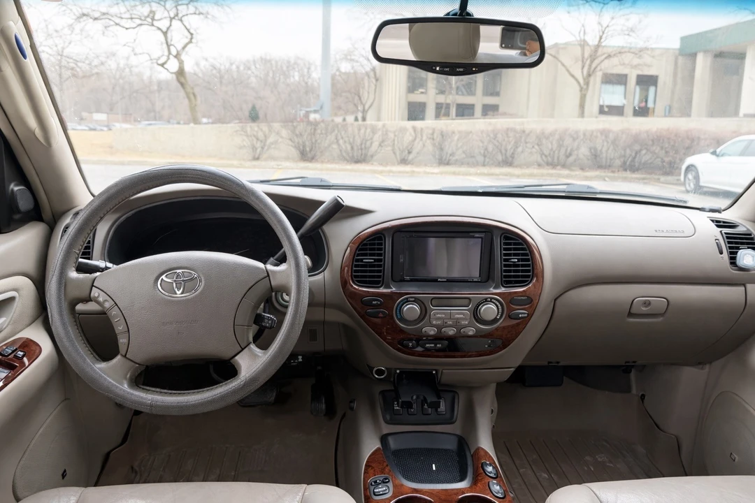 2006 Toyota Sequoia 1st Gen - Image 6 of 12