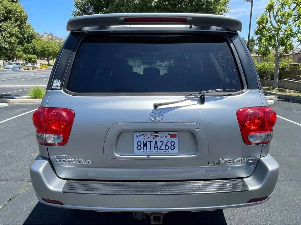 2006 Toyota Sequoia 1st Gen - Image 6 of 19