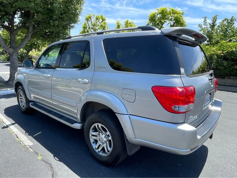 2006 Toyota Sequoia 1st Gen - Image 4 of 19