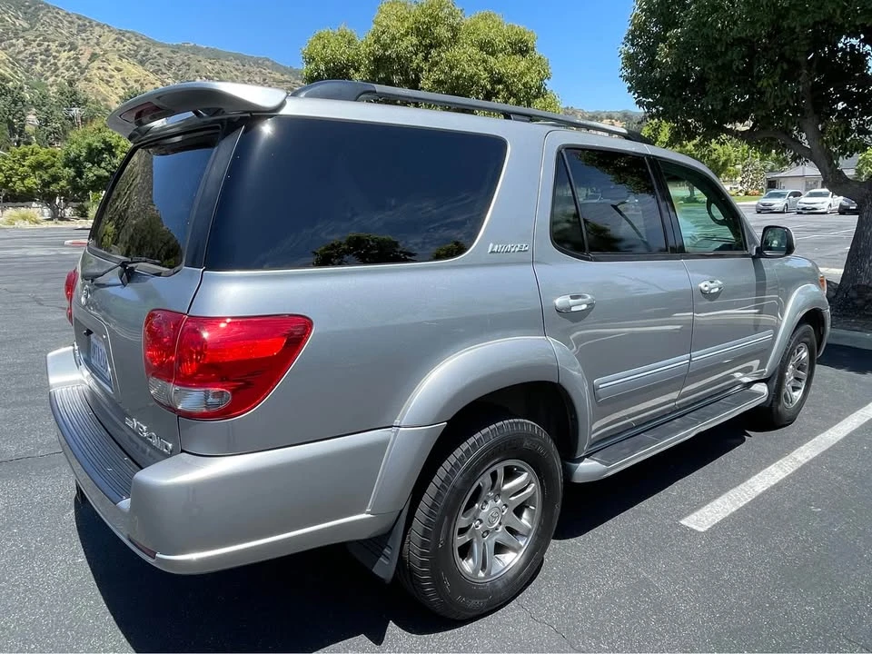 2006 Toyota Sequoia 1st Gen - Image 3 of 19