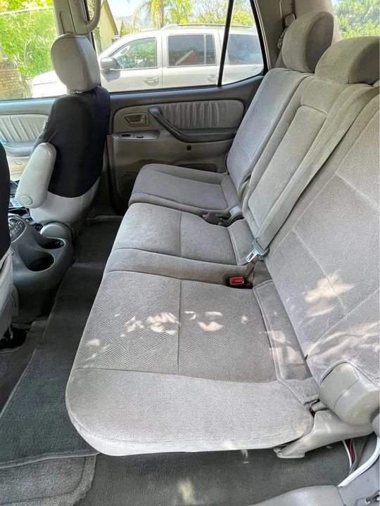 2006 Toyota Sequoia 1st Gen - Image 17 of 19