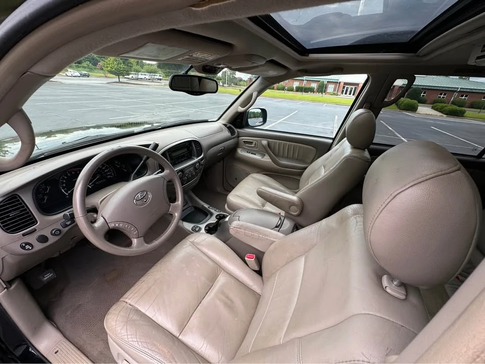 2006 Toyota Sequoia 1st Gen - Image 17 of 20