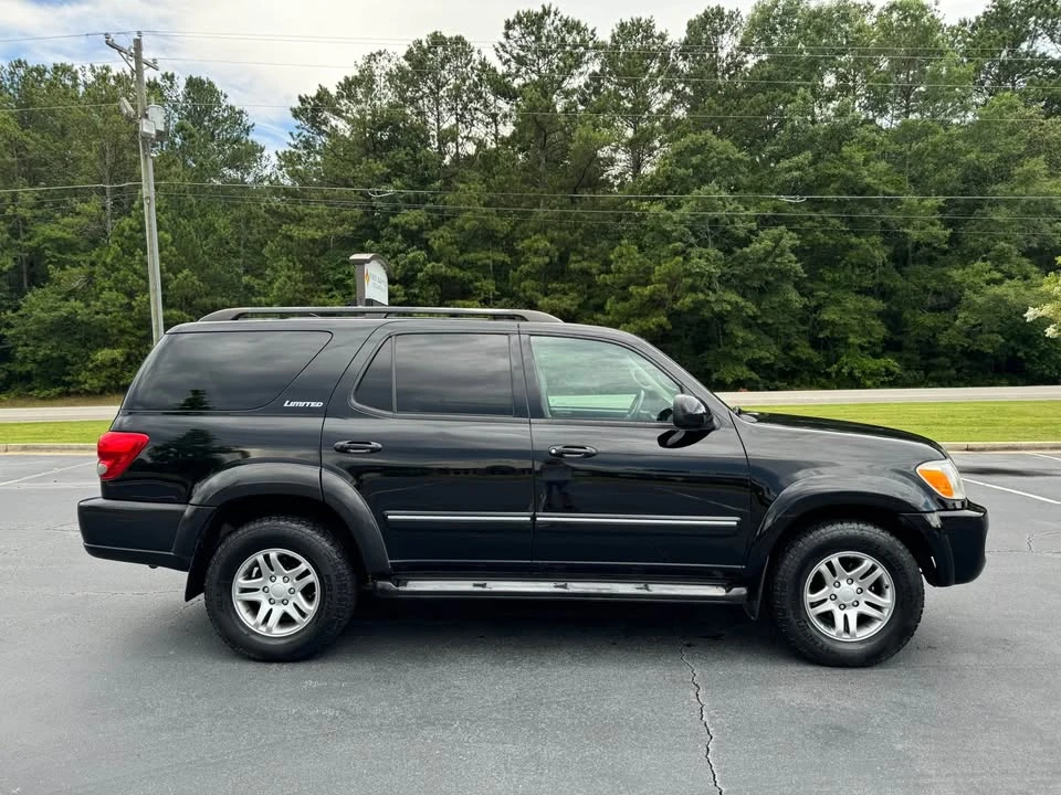 2006 Toyota Sequoia 1st Gen - Image 2 of 20