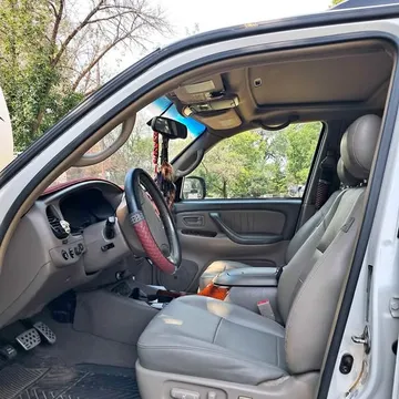 2006 Toyota Sequoia Limited Sport Utility 4D
