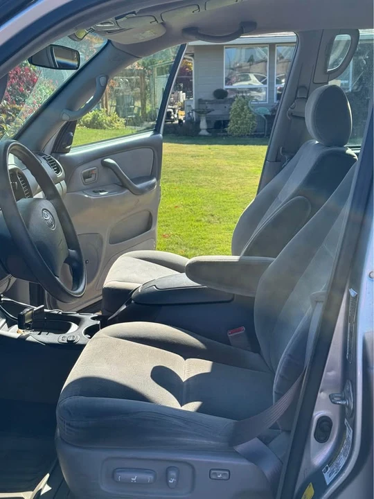 2006 Toyota Sequoia 1st Gen - Image 8 of 14