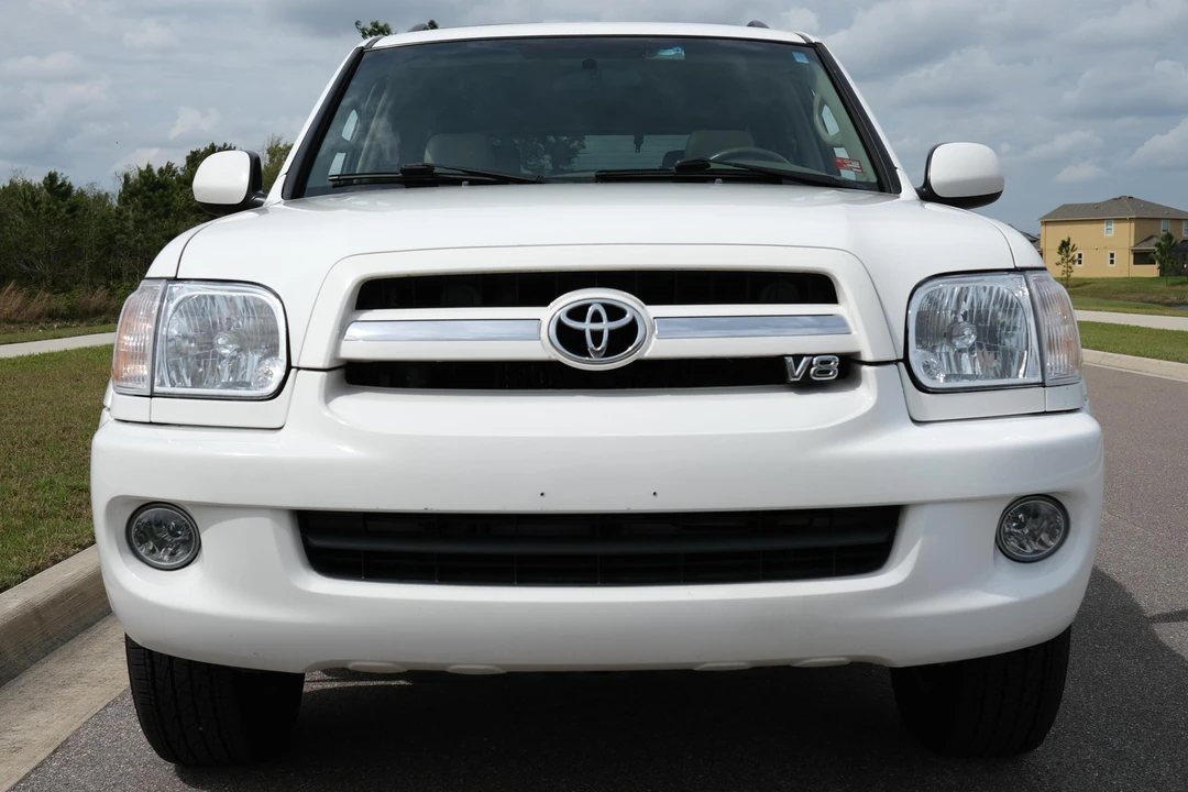 2006 Toyota Sequoia 1st Gen - Image 2 of 6