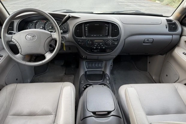 2006 Toyota Sequoia 1st Gen - Image 5 of 7