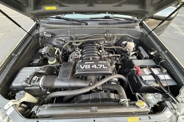 2006 Toyota Sequoia 1st Gen - Image 6 of 7
