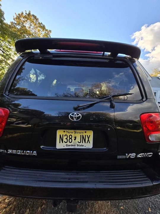 2006 Toyota Sequoia 1st Gen - Image 6 of 19