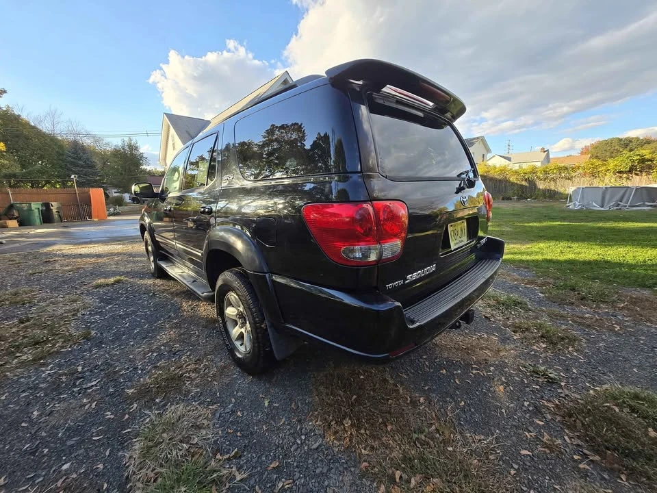 2006 Toyota Sequoia 1st Gen - Image 4 of 19