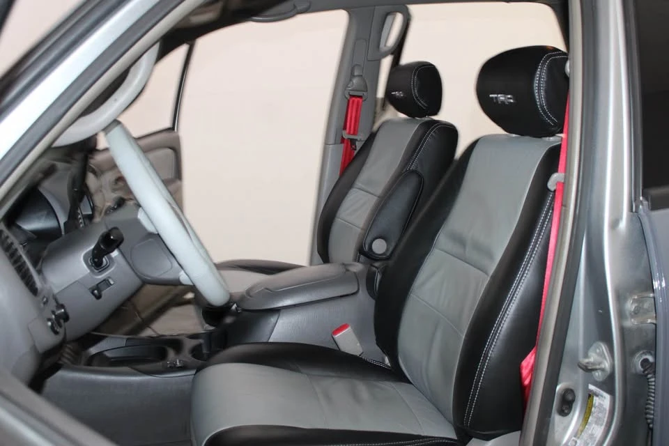 2006 Toyota Sequoia 1st Gen - Image 6 of 9