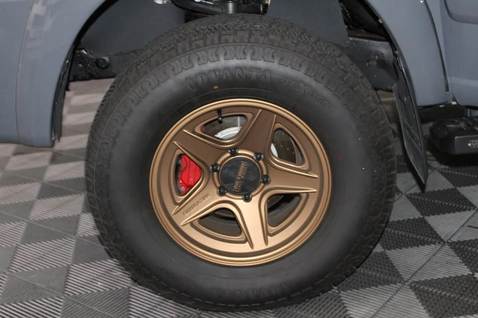 2006 Toyota Sequoia 1st Gen - Image 3 of 9