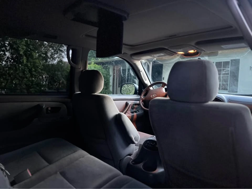 2006 Toyota Sequoia 1st Gen - Image 14 of 20