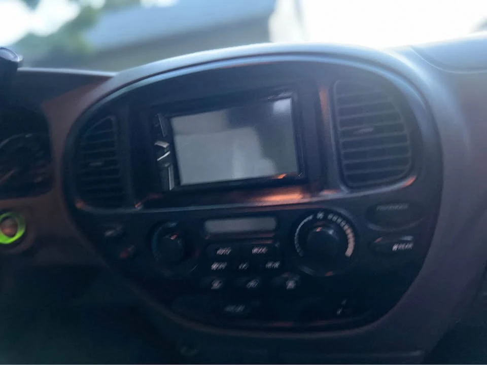 2006 Toyota Sequoia 1st Gen - Image 16 of 20