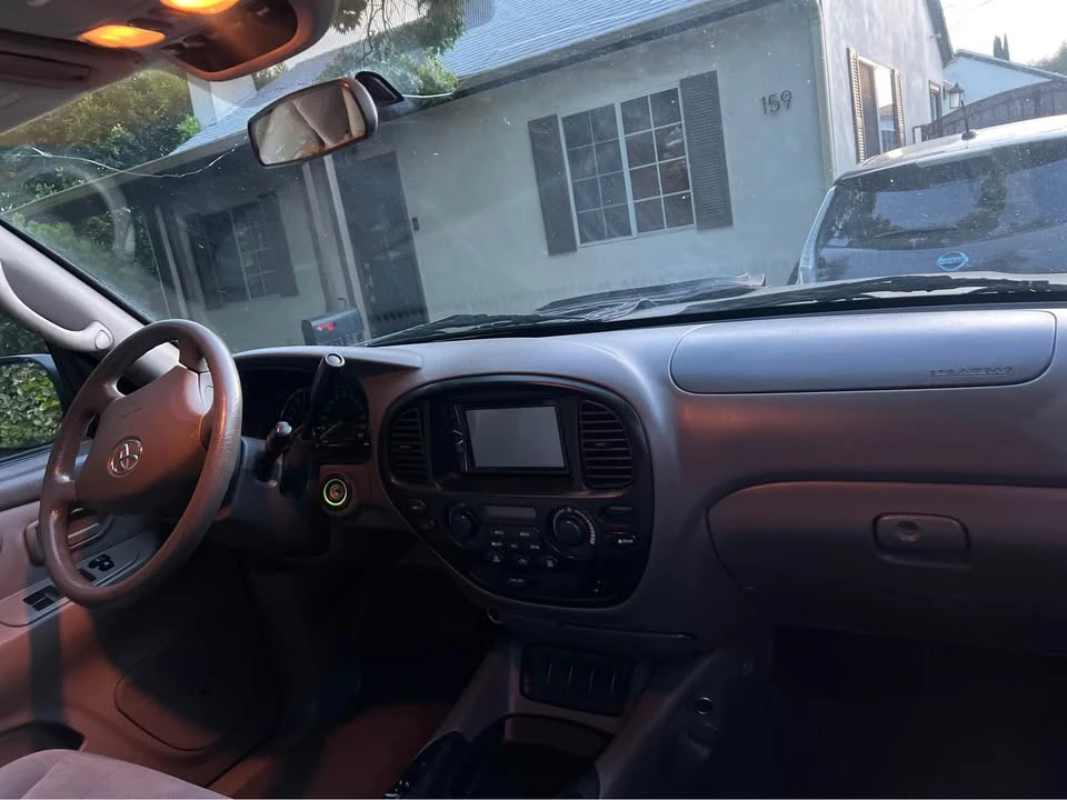 2006 Toyota Sequoia 1st Gen - Image 17 of 20