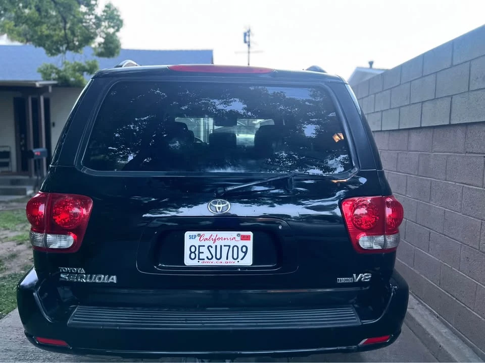 2006 Toyota Sequoia 1st Gen - Image 7 of 20