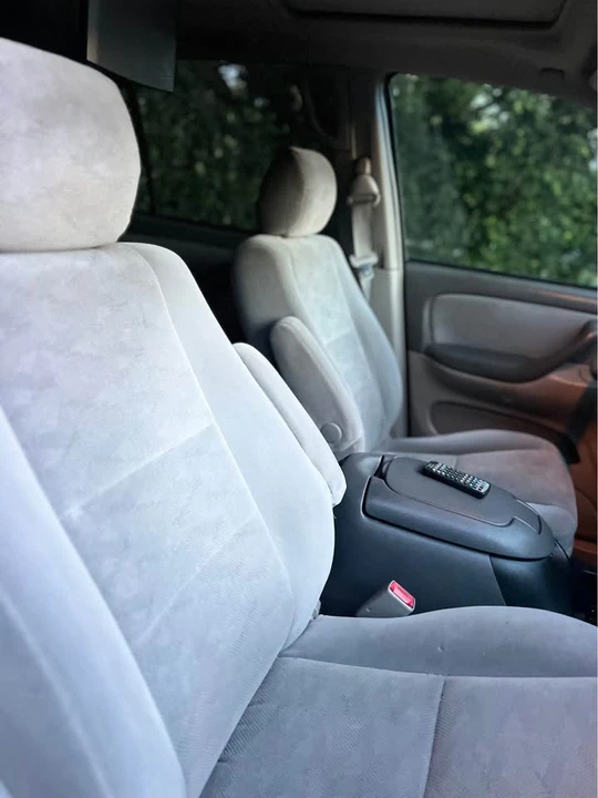 2006 Toyota Sequoia 1st Gen - Image 18 of 20
