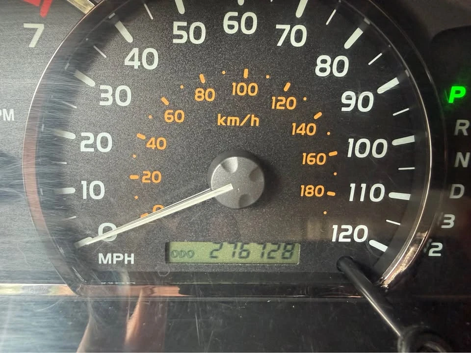 2006 Toyota Sequoia 1st Gen - Image 10 of 12