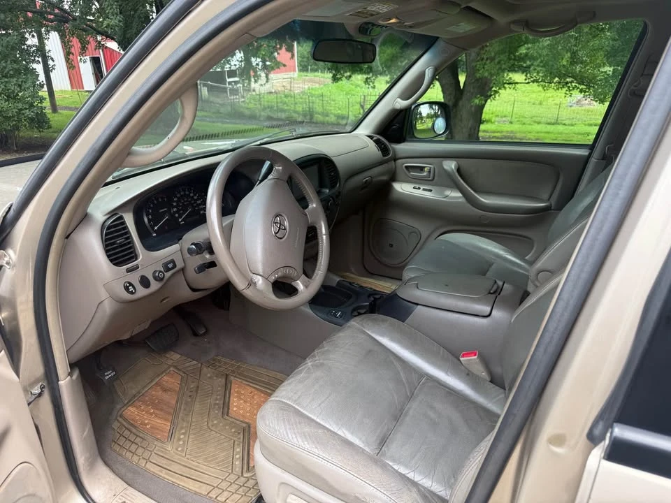 2006 Toyota Sequoia 1st Gen - Image 5 of 12