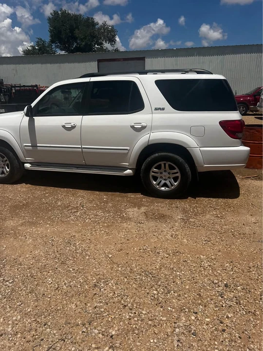 2006 Toyota Sequoia 1st Gen - Image 3 of 8
