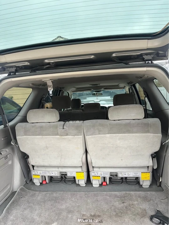2006 Toyota Sequoia 1st Gen - Image 8 of 14
