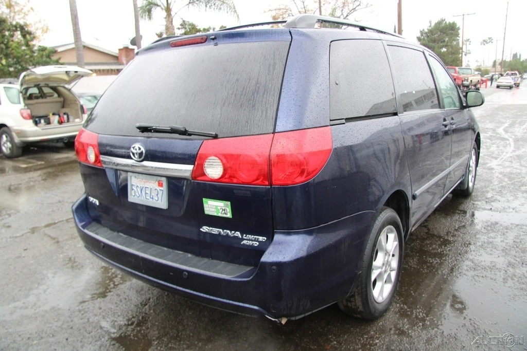 2006 Toyota Sienna 2nd Gen - Image 6 of 21