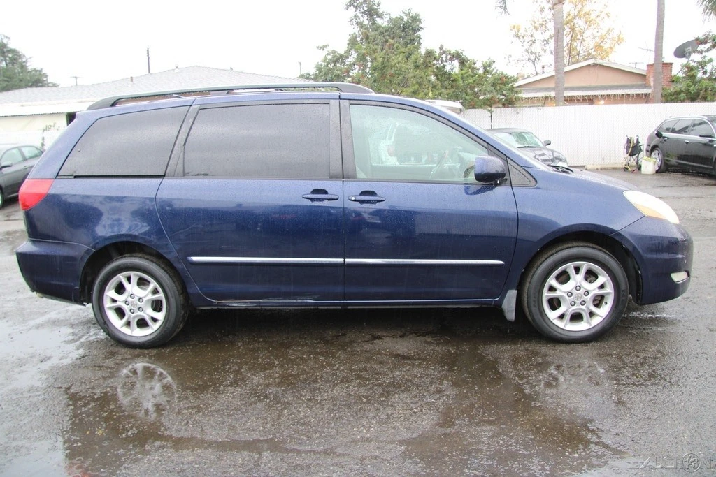 2006 Toyota Sienna 2nd Gen - Image 7 of 21