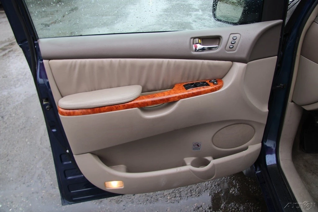 2006 Toyota Sienna 2nd Gen - Image 11 of 21