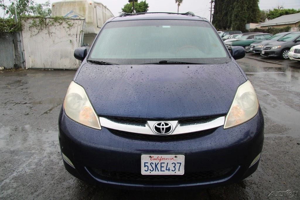 2006 Toyota Sienna 2nd Gen - Image 9 of 21