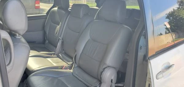 2006 Toyota Sienna 2nd Gen - Image 10 of 24