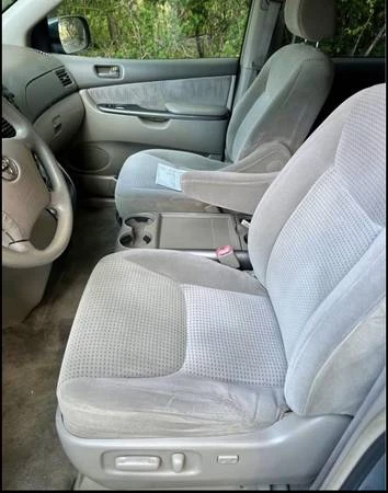 2006 Toyota Sienna 2nd Gen - Image 6 of 7