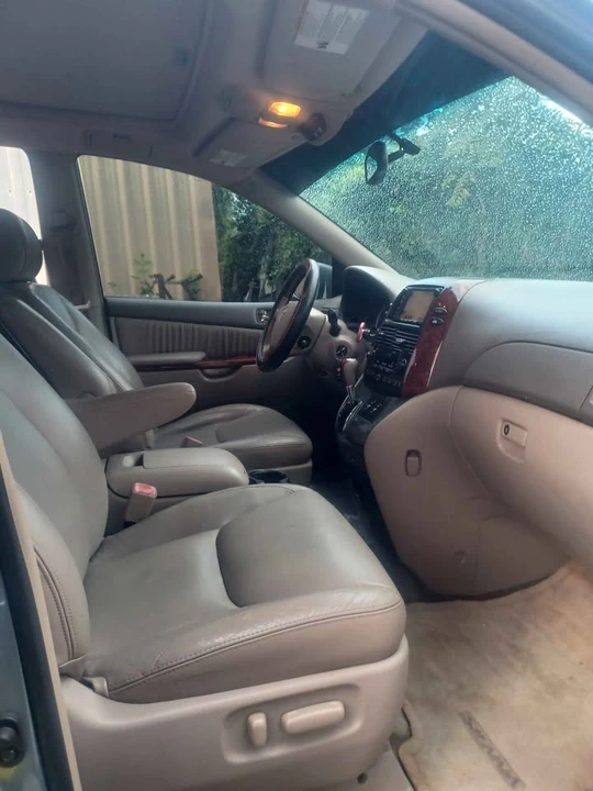 2006 Toyota Sienna 2nd Gen - Image 6 of 20