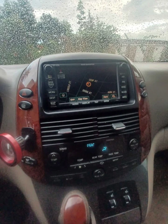 2006 Toyota Sienna 2nd Gen - Image 5 of 20
