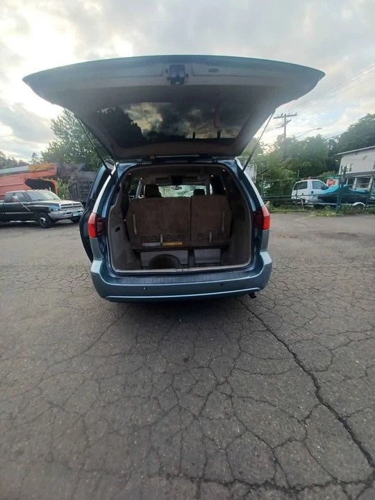 2006 Toyota Sienna 2nd Gen - Image 19 of 20