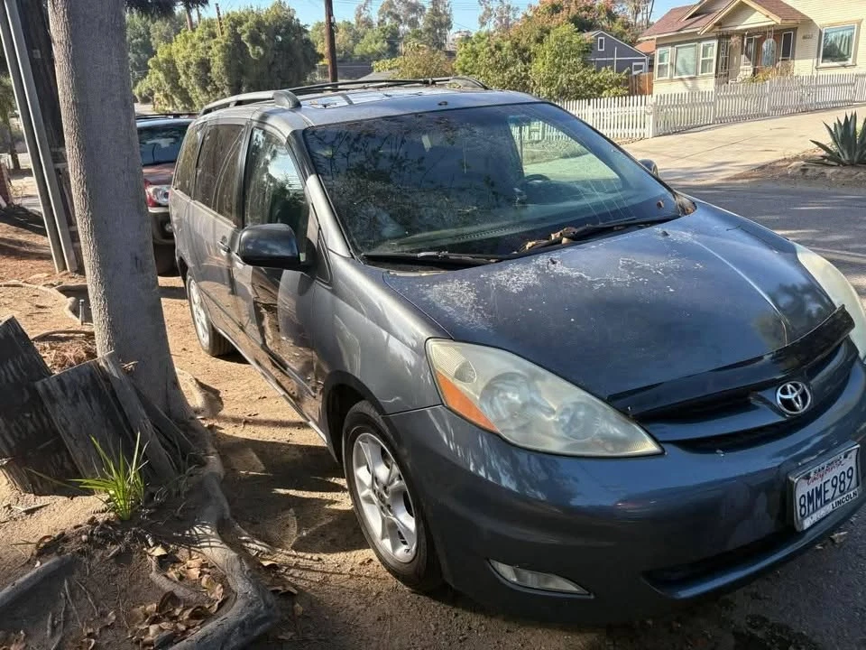 2006 Toyota Sienna 2nd Gen - Image 5 of 5
