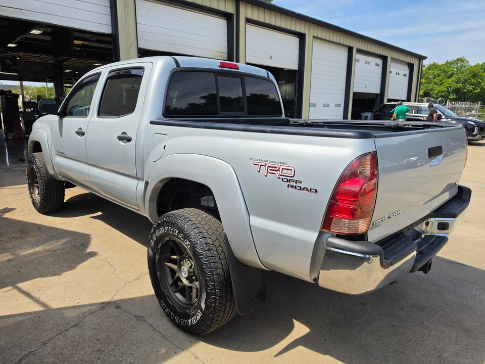 2006 Toyota Tacoma 2nd Gen - Image 19 of 31