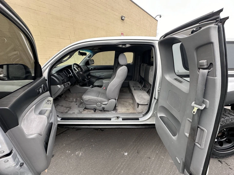 2006 Toyota Tacoma 2nd Gen - Image 9 of 21