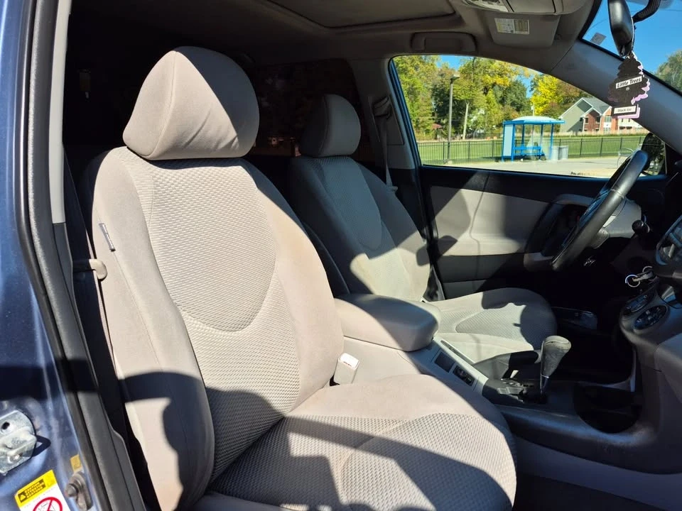 2006 Toyota RAV4 3rd Gen - Image 18 of 20