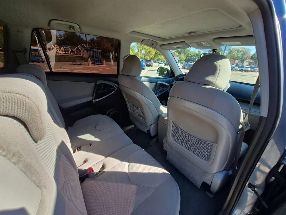 2006 Toyota RAV4 3rd Gen - Image 19 of 20
