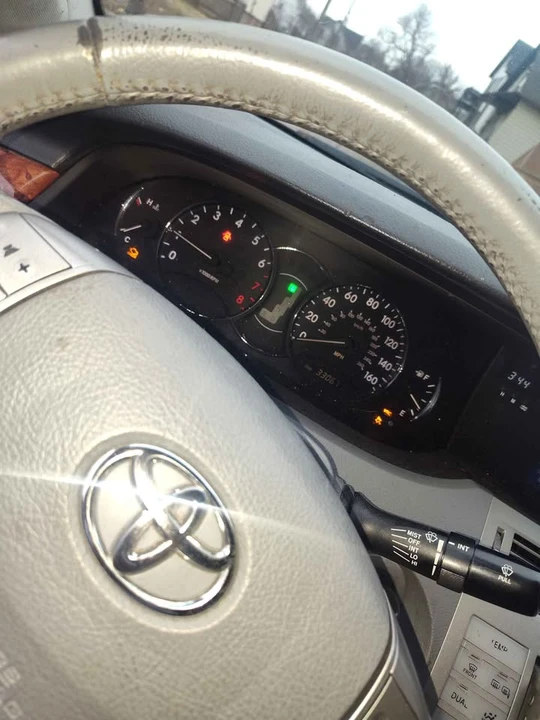 2006 Toyota Avalon 2nd Gen - Image 3 of 9