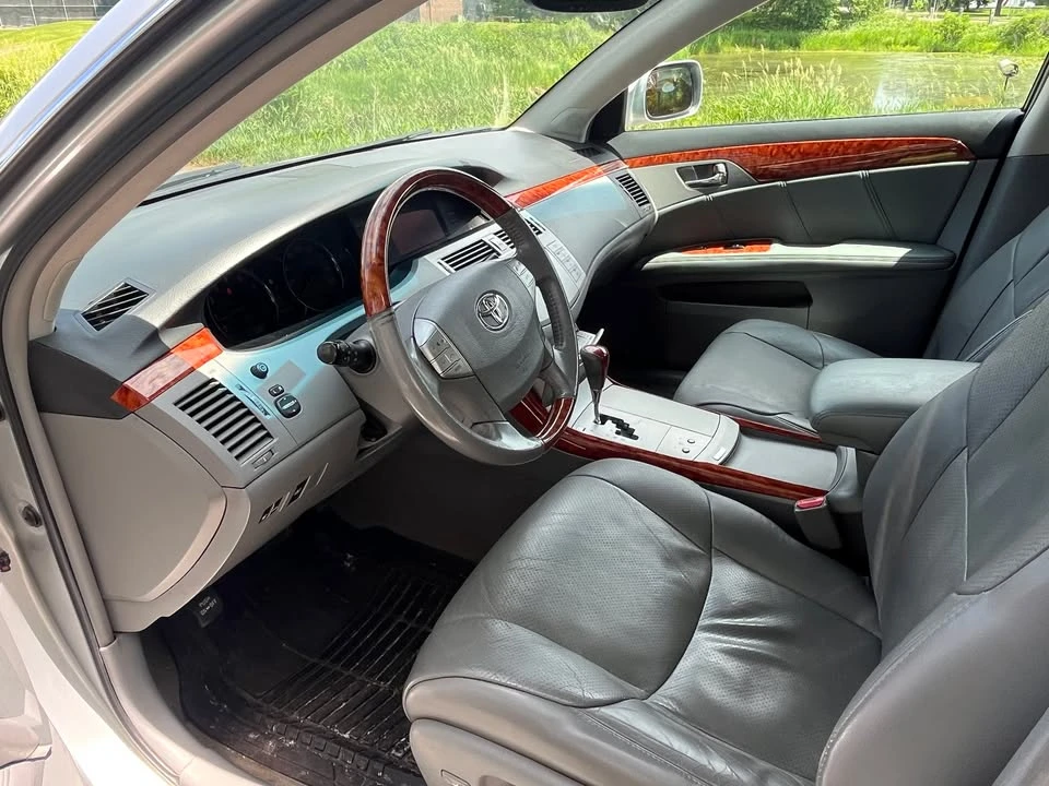 2006 Toyota Avalon 3rd Gen - Image 8 of 20