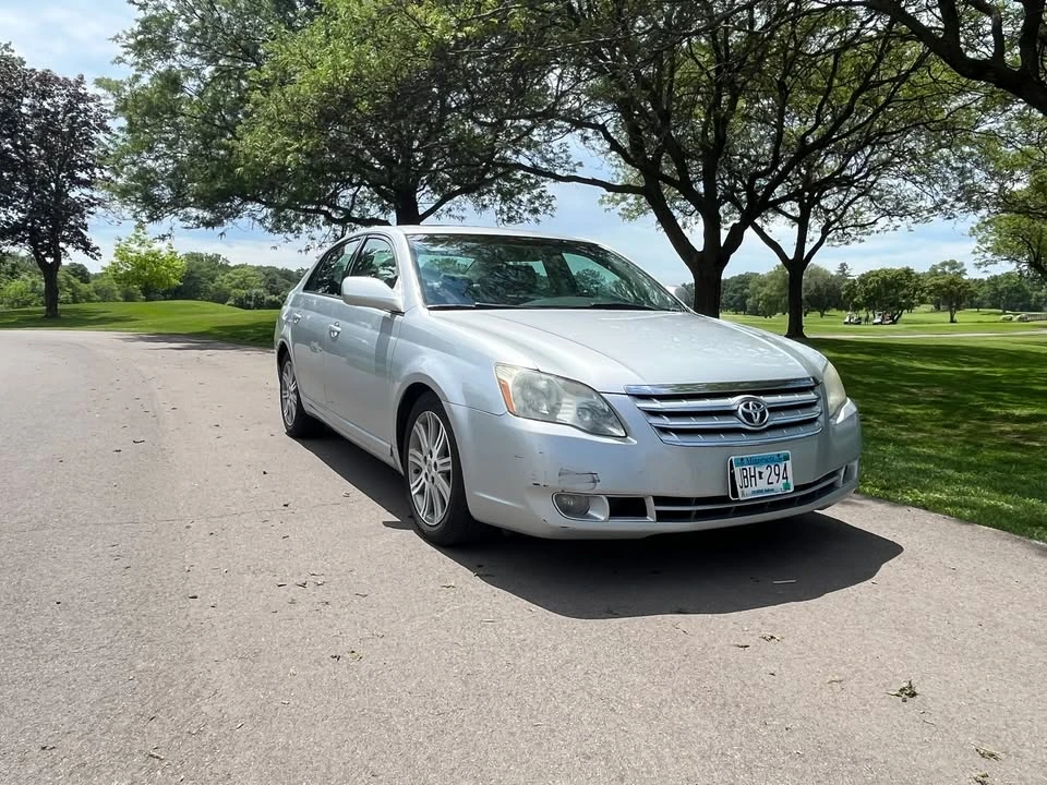 2006 Toyota Avalon 3rd Gen - Image 3 of 20