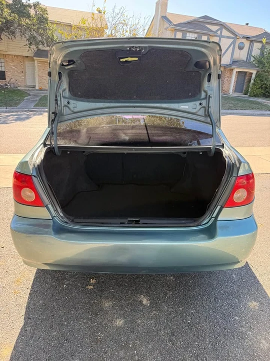 2006 Toyota Corolla 9th Gen - Image 6 of 10