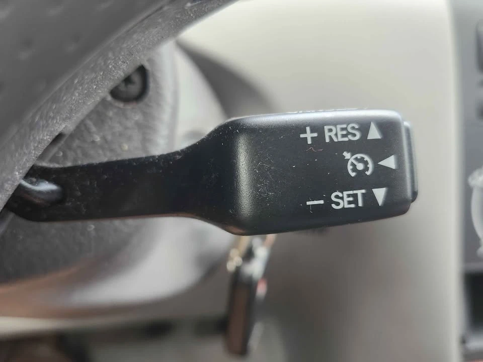 2006 Toyota Corolla 9th Gen - Image 13 of 19